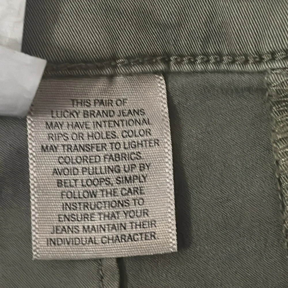 Lucky Brand Cargo Pants - Picture 15 of 15